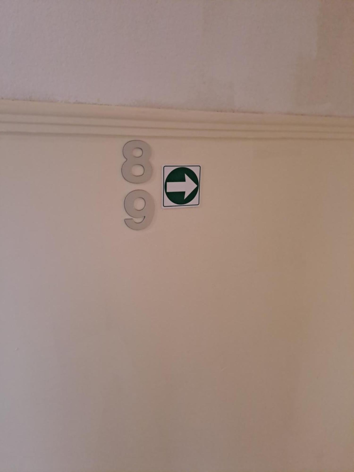 Apartment With Two Rooms Near The Beach アスプロヴァルタ エクステリア 写真